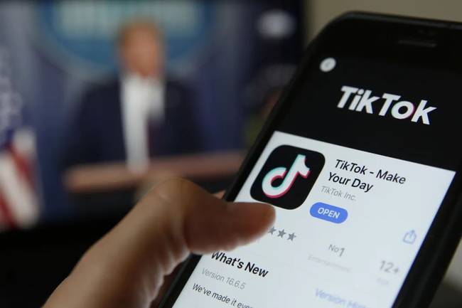 TikTok Tests Paid Subscriptions for Creators 