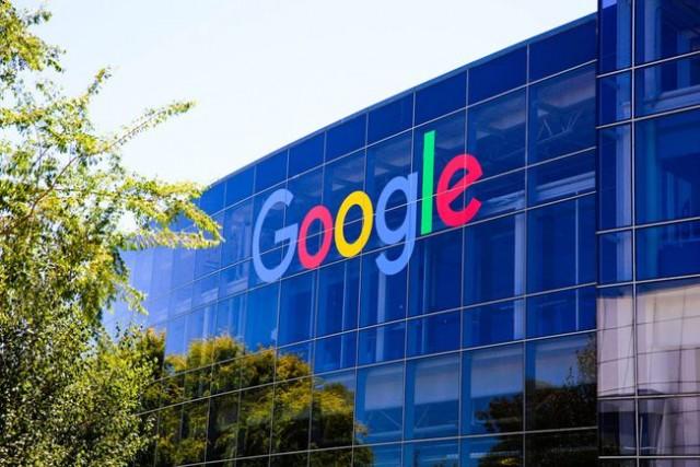Google's Self-Driving Trucks to Operate in Convoys for Efficiency 
